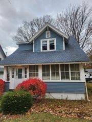 150 E MAIN Street, North East, PA 16428