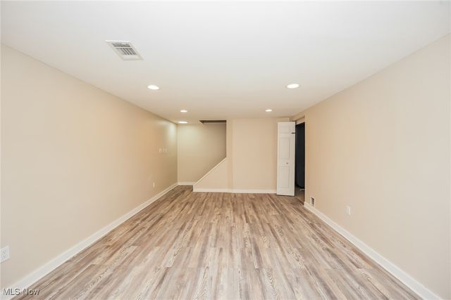 2831 McElwain Road, Akron, OH 44312