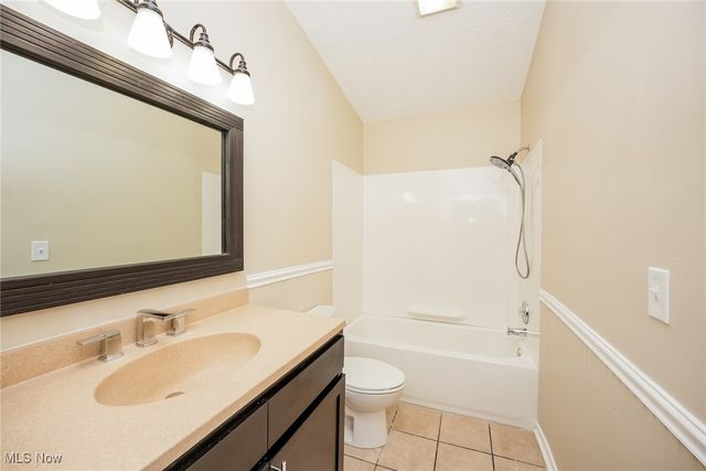 2831 McElwain Road, Akron, OH 44312