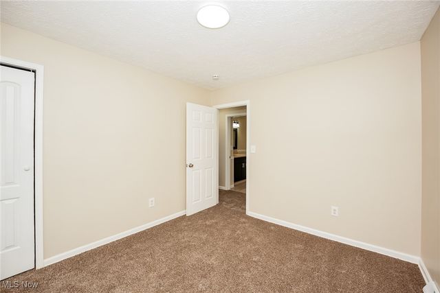 2831 McElwain Road, Akron, OH 44312