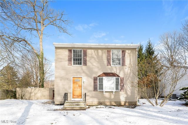 2831 McElwain Road, Akron, OH 44312