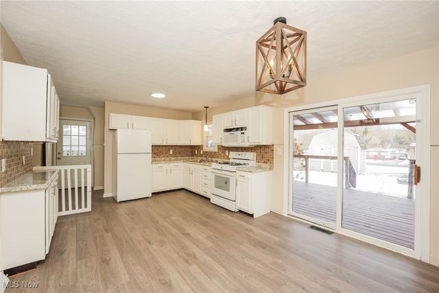 2831 McElwain Road, Akron, OH 44312