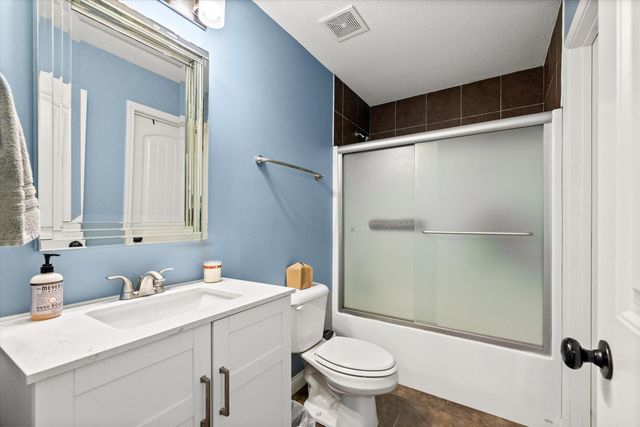 5007 WHITEFISH CT, Columbia, MO 65203