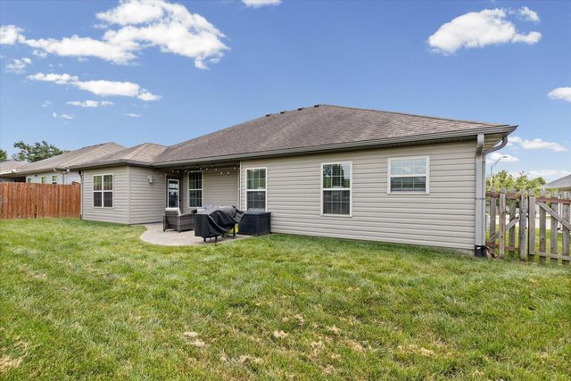 5007 WHITEFISH CT, Columbia, MO 65203