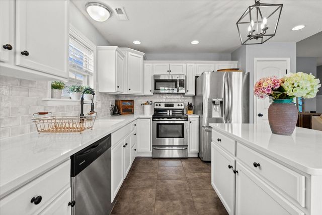 5007 WHITEFISH CT, Columbia, MO 65203
