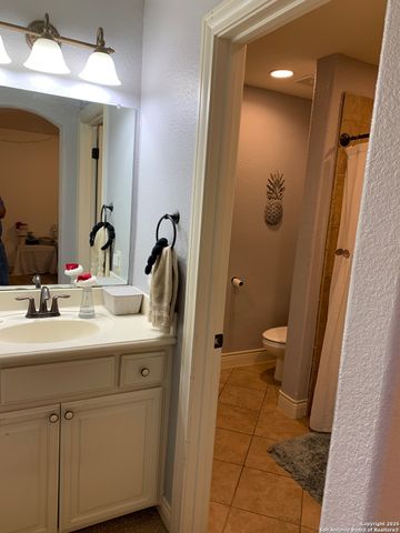 42 Edgewater, San Antonio, TX 78260