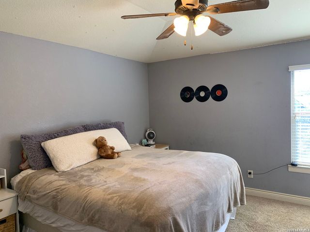 42 Edgewater, San Antonio, TX 78260