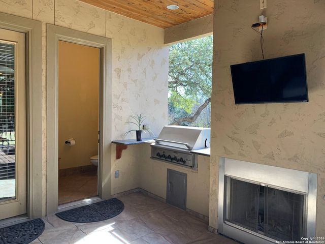 42 Edgewater, San Antonio, TX 78260