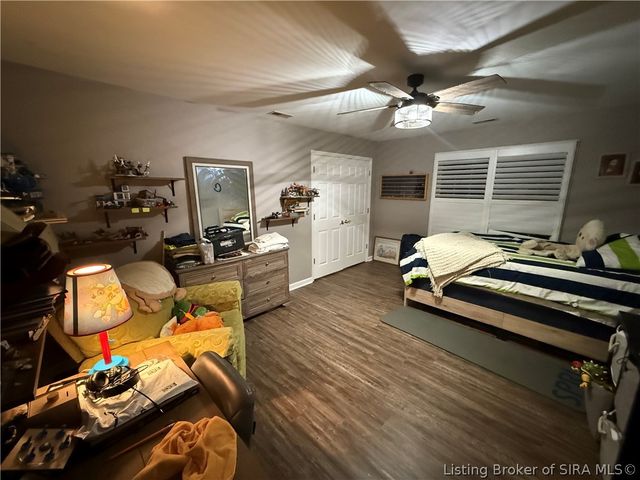 5715 Ridgefield Drive, Charlestown, IN 47111