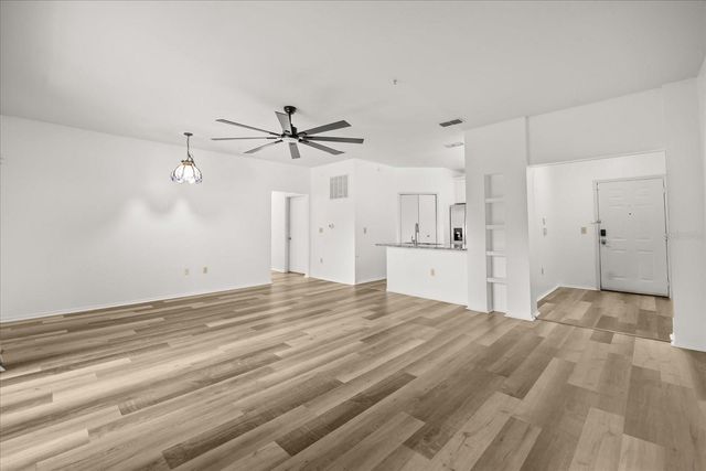 126 VISTA VERDI CIRCLE 236, Lake Mary, FL 32746