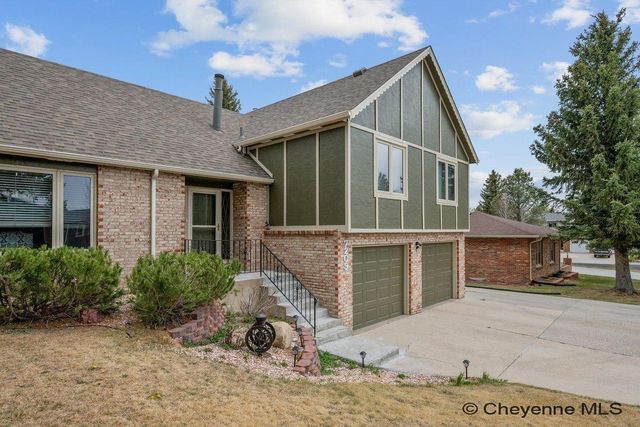 7209 HAWTHORNE DR, Cheyenne, WY 82009