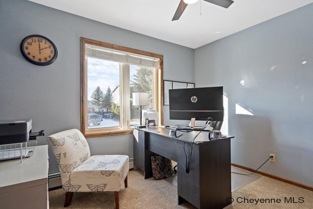 7209 HAWTHORNE DR, Cheyenne, WY 82009