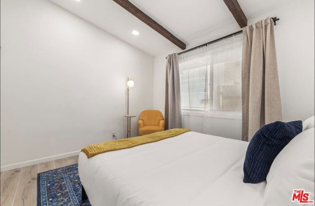 5700 Vanalden Avenue, Tarzana (los Angeles), CA 91356