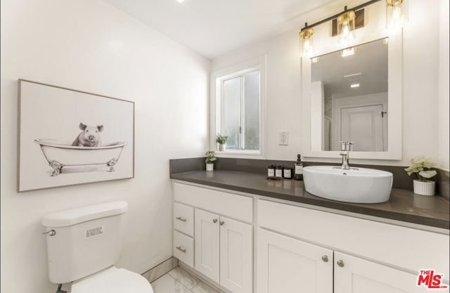 5700 Vanalden Avenue, Tarzana (los Angeles), CA 91356