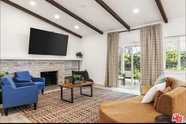 5700 Vanalden Avenue, Tarzana (los Angeles), CA 91356