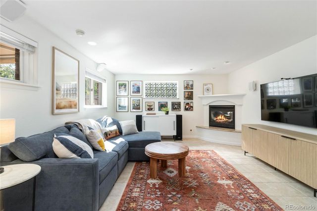 2701 N Hooker Street, Denver, CO 80211