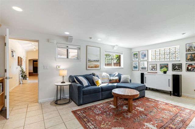 2701 N Hooker Street, Denver, CO 80211