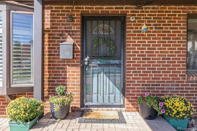 2701 N Hooker Street, Denver, CO 80211