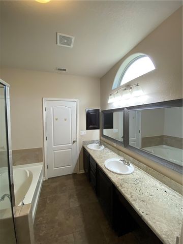 6013 Tapestry Dr, Corpus Christi, TX 78414