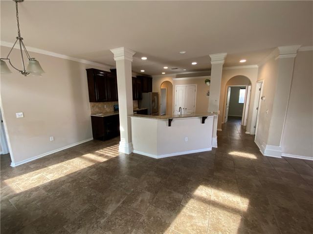 6013 Tapestry Dr, Corpus Christi, TX 78414