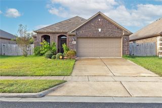 6013 Tapestry Dr, Corpus Christi, TX 78414