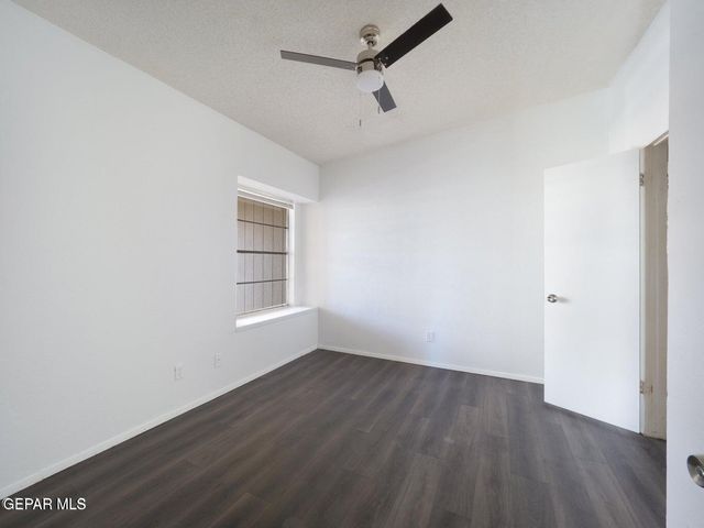 1901 Lake Omega Street C, El Paso, TX 79936