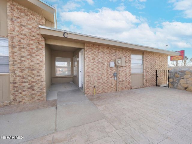 1901 Lake Omega Street C, El Paso, TX 79936
