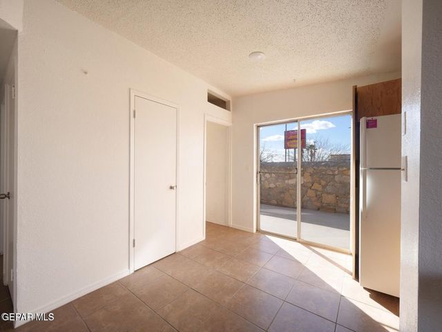 1901 Lake Omega Street C, El Paso, TX 79936