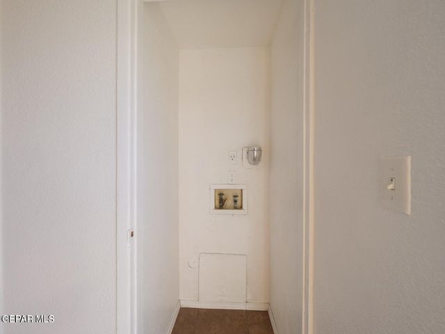 1901 Lake Omega Street C, El Paso, TX 79936