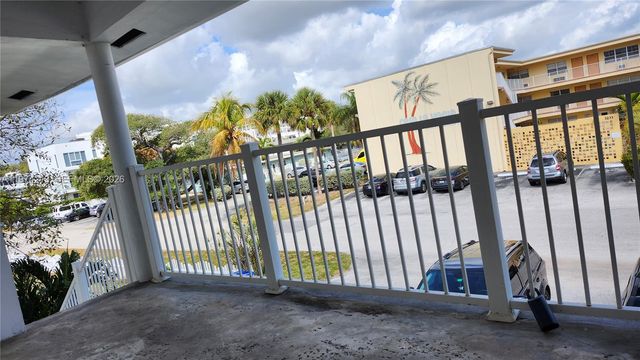 3212 NE 10th St A2, Pompano Beach, FL 33062