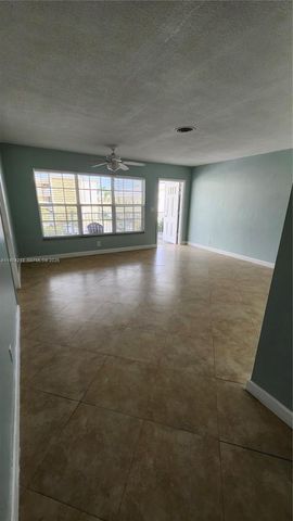 3212 NE 10th St A2, Pompano Beach, FL 33062
