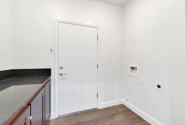 5454 W Fairmont Avenue, Fresno, CA 93722