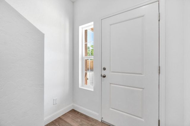 5454 W Fairmont Avenue, Fresno, CA 93722