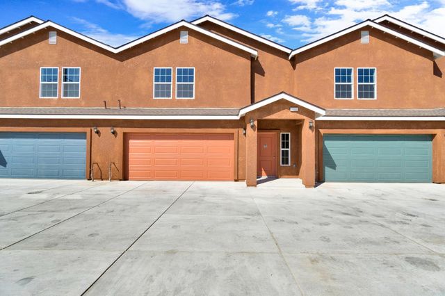 5454 W Fairmont Avenue, Fresno, CA 93722