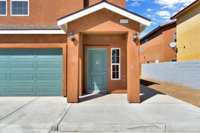 5454 W Fairmont Avenue, Fresno, CA 93722