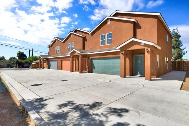 5454 W Fairmont Avenue, Fresno, CA 93722