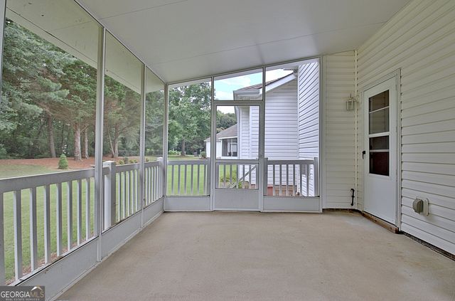 385 Autumn Glen Circle, Fayetteville, GA 30215