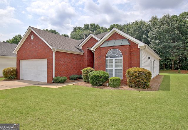 385 Autumn Glen Circle, Fayetteville, GA 30215