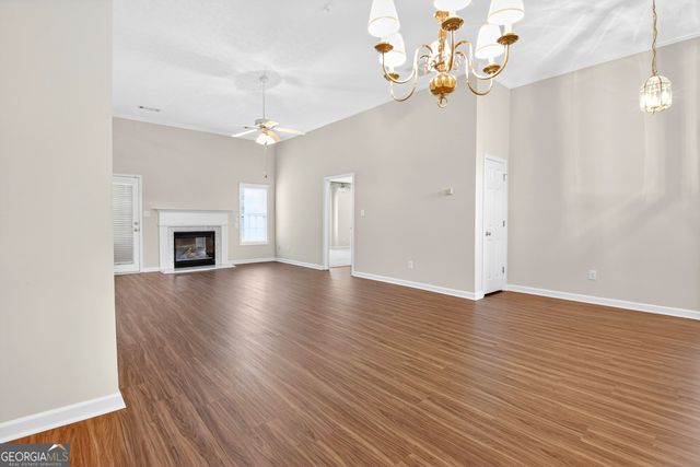 385 Autumn Glen Circle, Fayetteville, GA 30215