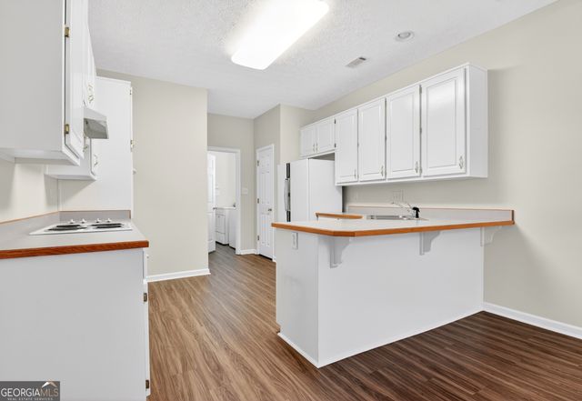 385 Autumn Glen Circle, Fayetteville, GA 30215