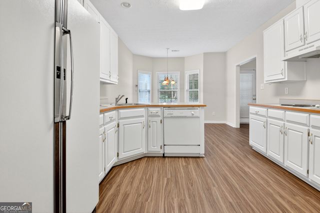 385 Autumn Glen Circle, Fayetteville, GA 30215