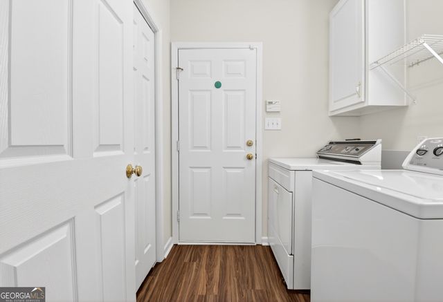 385 Autumn Glen Circle, Fayetteville, GA 30215