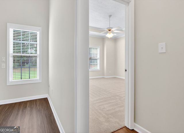 385 Autumn Glen Circle, Fayetteville, GA 30215