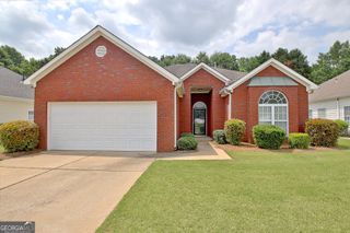 385 Autumn Glen Circle, Fayetteville, GA 30215