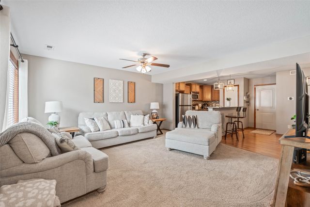 8601 Westown Parkway 24104, West Des Moines, IA 50266