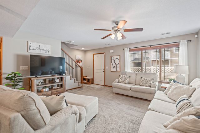 8601 Westown Parkway 24104, West Des Moines, IA 50266