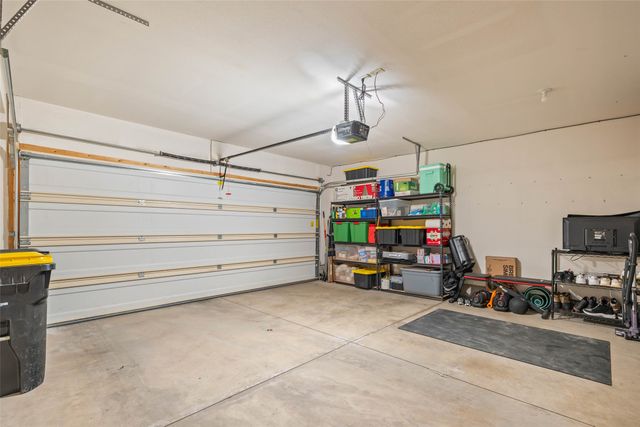 8601 Westown Parkway 24104, West Des Moines, IA 50266