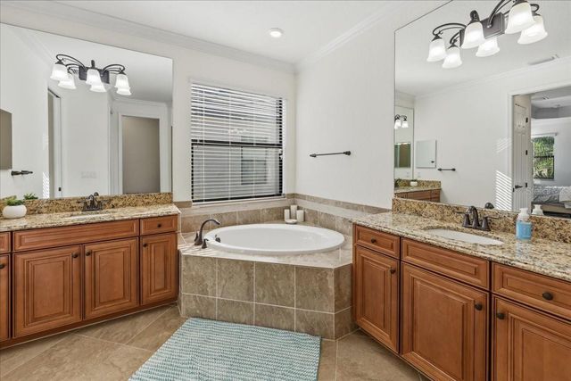 16717 BWANA PLACE, Bradenton, FL 34211