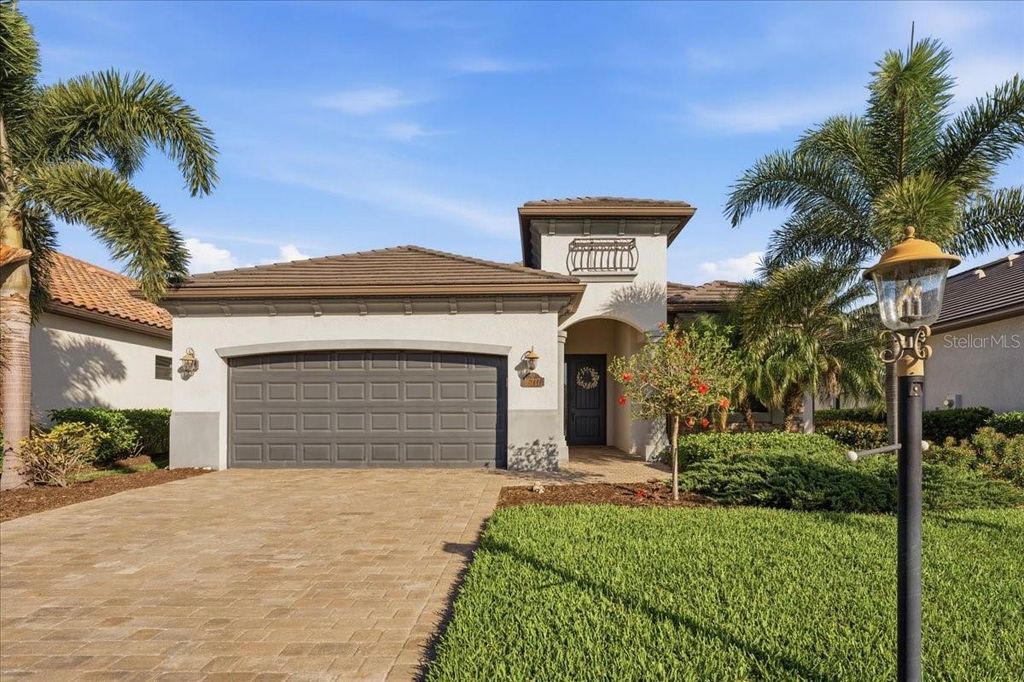 16717 BWANA PLACE, Bradenton, FL 34211