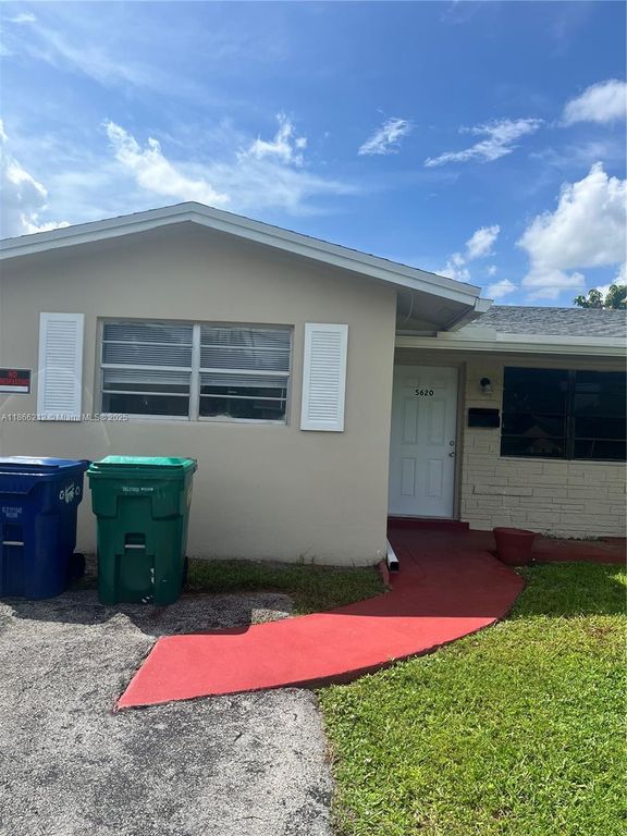 5620 NW 14th St 5620, Lauderhill, FL 33313